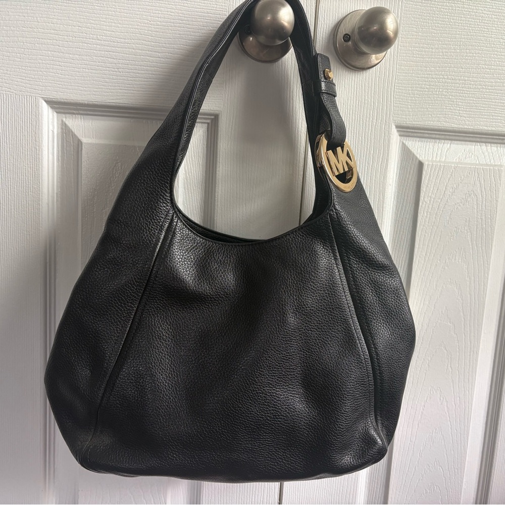 Michael Kors Black Pebbled Leather Shoulder Hobo with Gold MK Charm - Picture 2 of 10